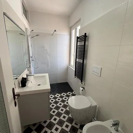 Lägenhet Centro Storico Spazioso Loft In Residenza Storica