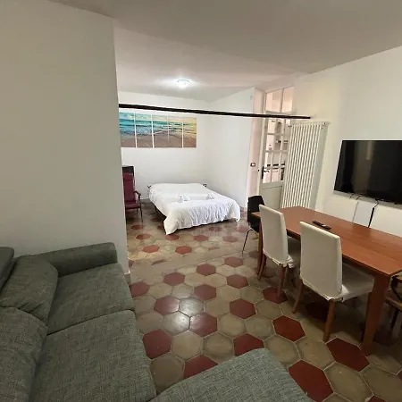 Centro Storico Spazioso Loft In Residenza Storica * Albenga